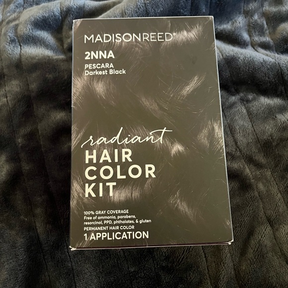 Hair Color Kit - Picture 1 of 2